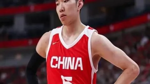 推荐：梦想战队对决天空队，不容错过的精彩对决指南